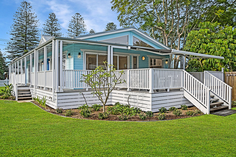 exterior-1-Patonga-Beach